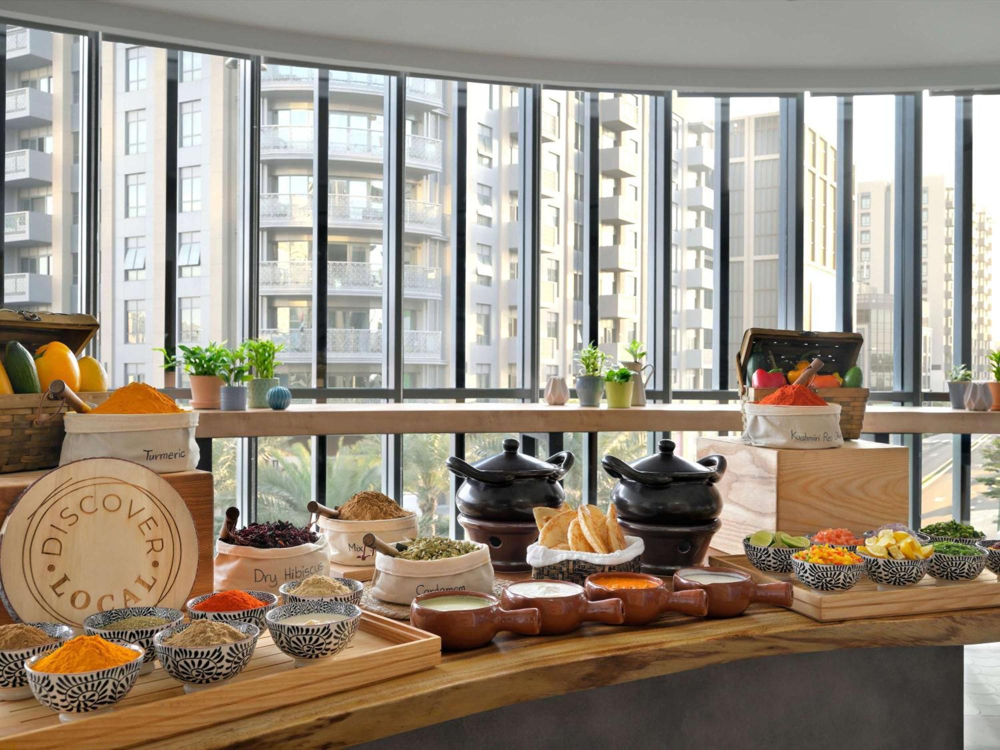 Mercure Dubai Deira Экстерьер фото