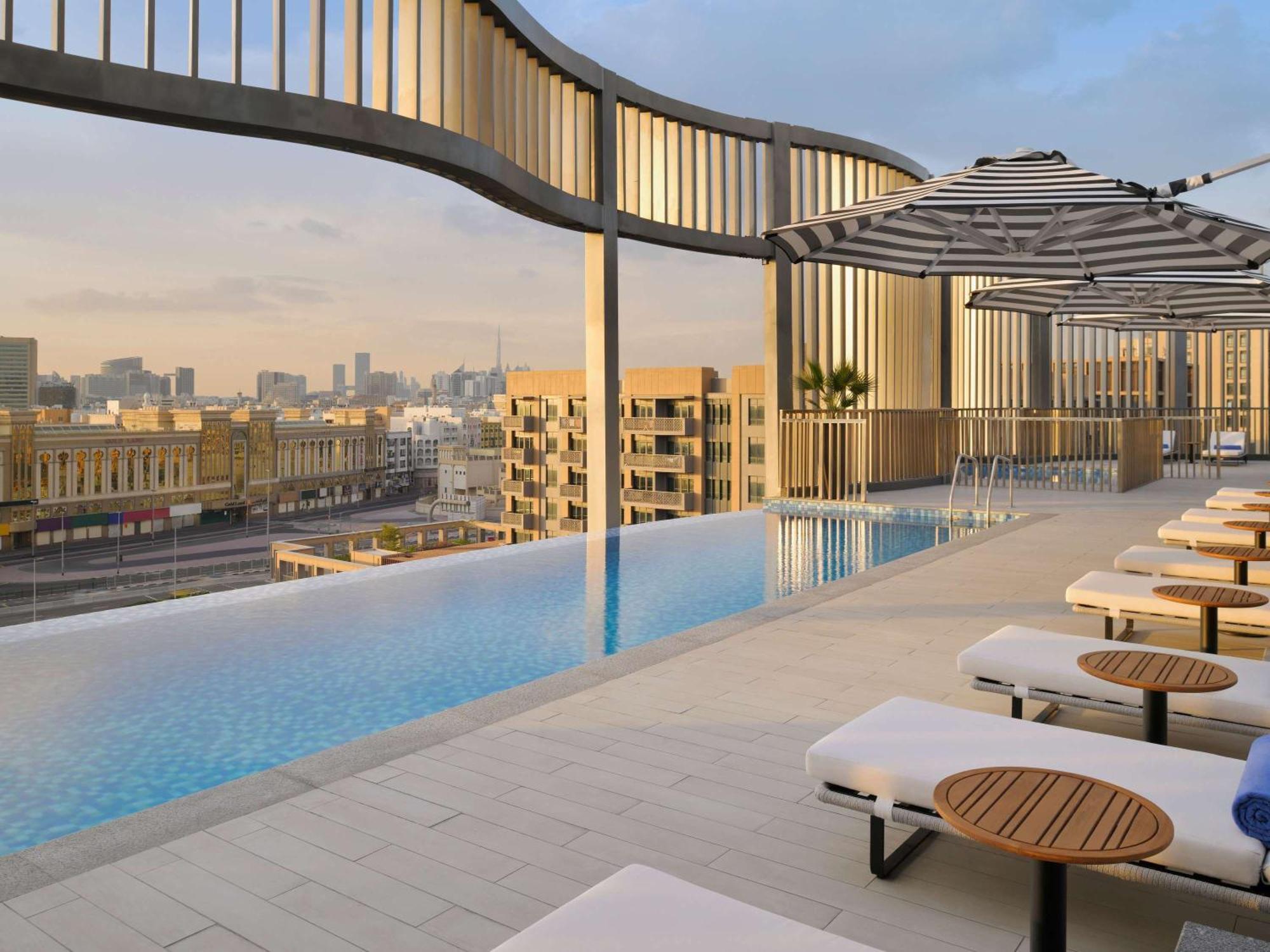 Mercure Dubai Deira Экстерьер фото
